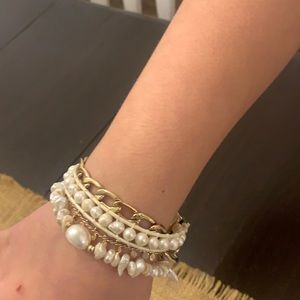 White and gold bracelet